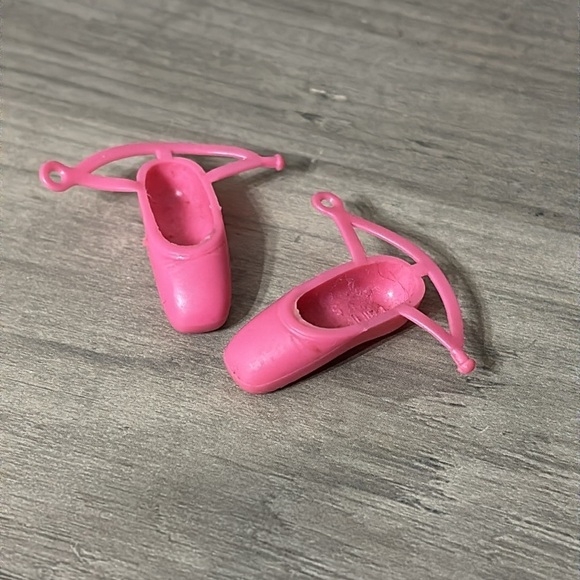 Vintage Barbie Superstar Era PINK BALLET SLIPPERS w/ Ankle Straps Philippines - Picture 2 of 5